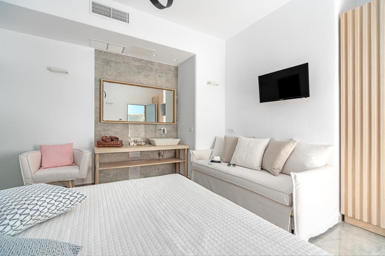 Le Ciel Suites & Villas Mykonos Town Bagian luar foto