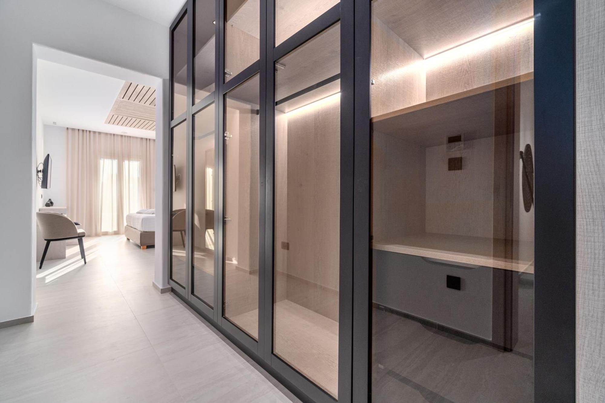 Le Ciel Suites & Villas Mykonos Town Bagian luar foto